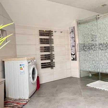 Ferienwohnungmonteurwohnung 公寓 Gerabronn